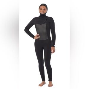 5/4 Women’s Full-Body Wetsuit with Hood